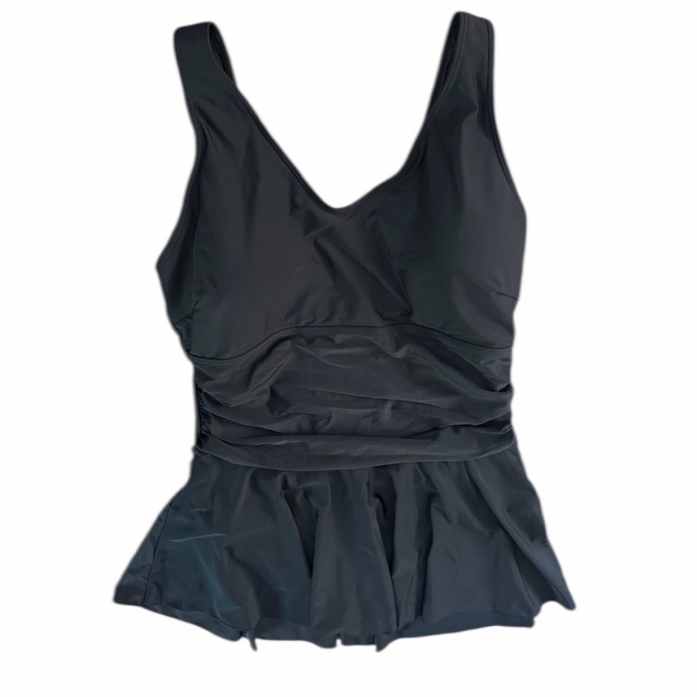 Yonique Woman’s Tankini Top - Size XL - NWT
PTP 17.5”